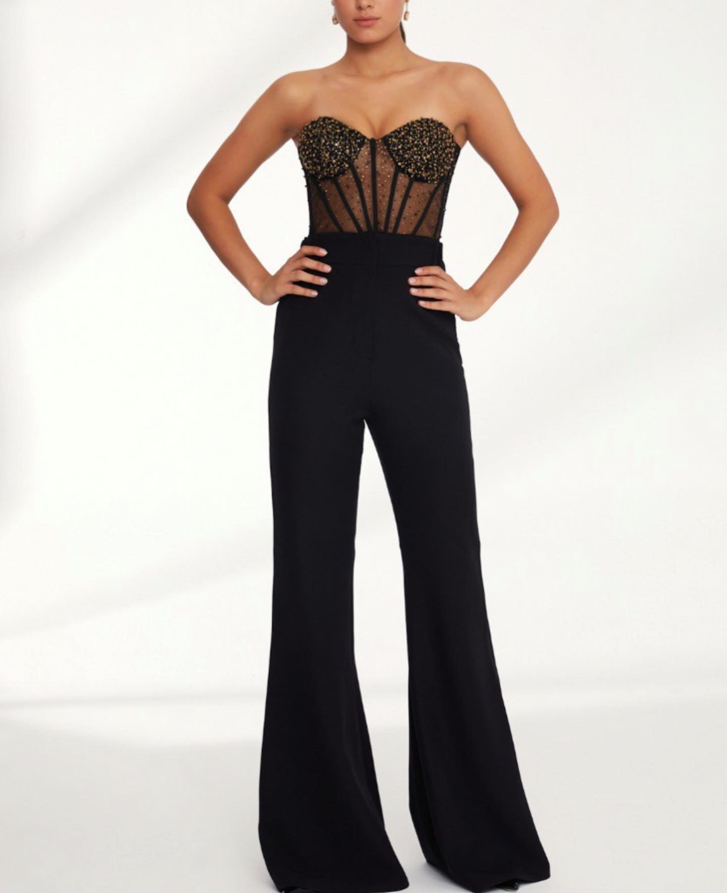 Costum Negru cu Corset cu pietricele